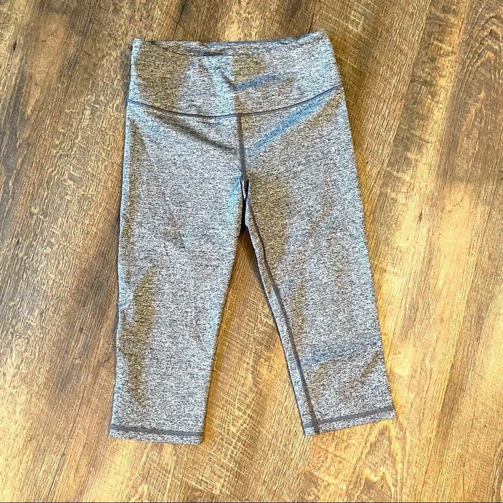 Grey cropped VS Sport leggings